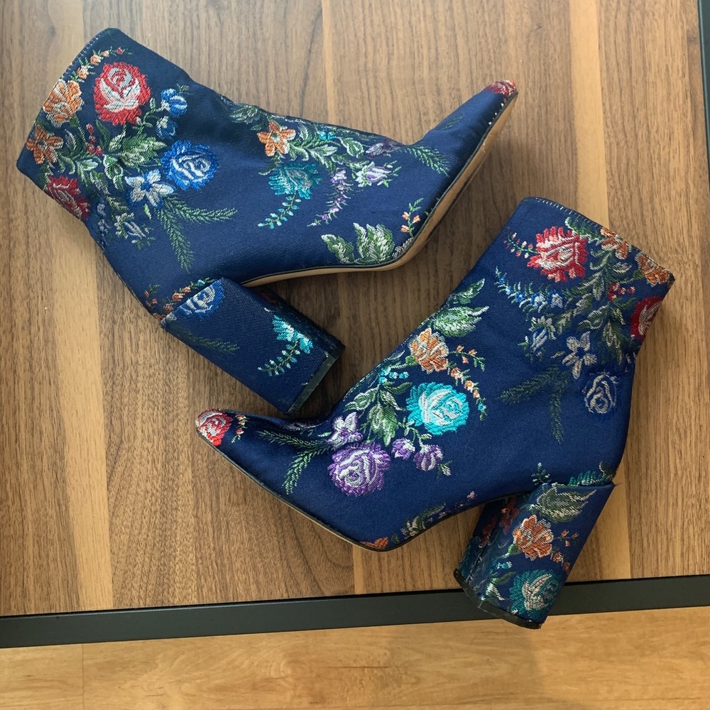 Zara Embroidered Boots